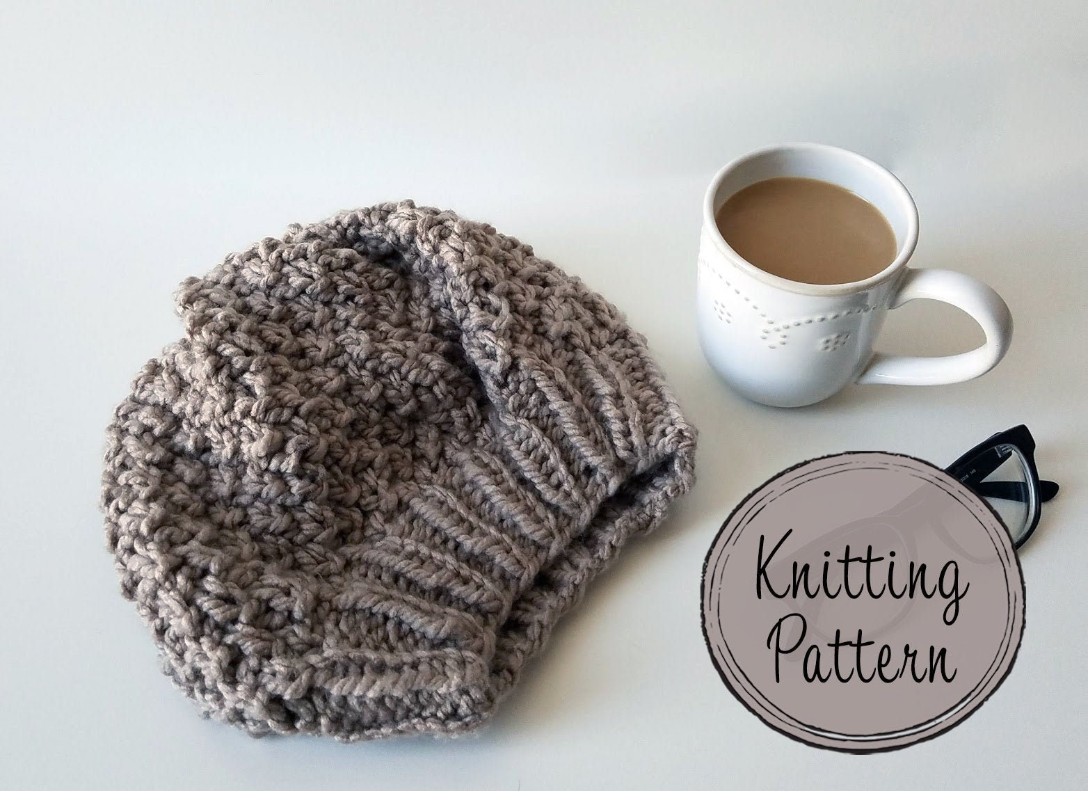 Slouchy Beanie Knitting Pattern – Bellevue Design, Bulky Yarn pattern preview.